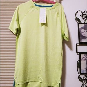 Boy's‎ moisture wicking shirt NWT